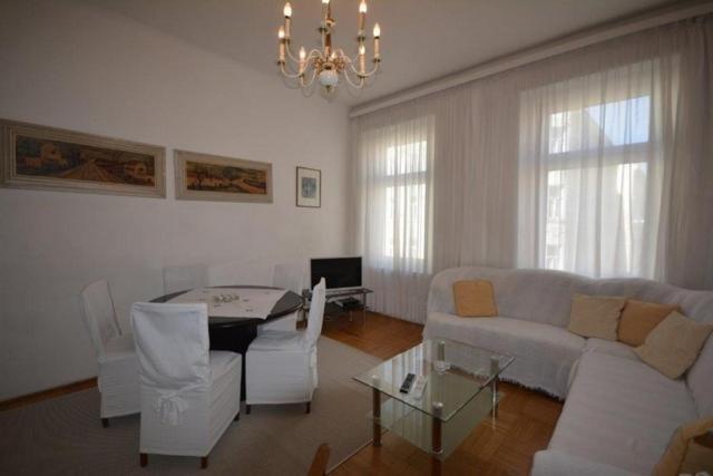 Vienna Holiday Apartments Εξωτερικό φωτογραφία
